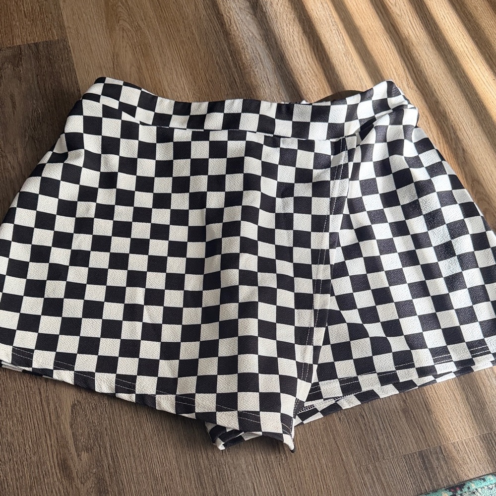 Black & White Checkerboard High-Waist Skort